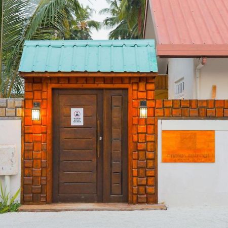 Orimas Retreat Hotel Thulusdhoo Ngoại thất bức ảnh