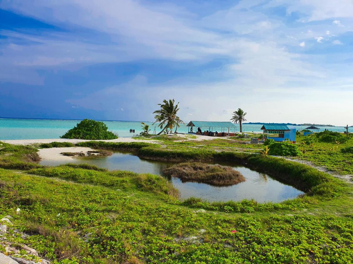 Orimas Retreat Hotel Thulusdhoo Ngoại thất bức ảnh