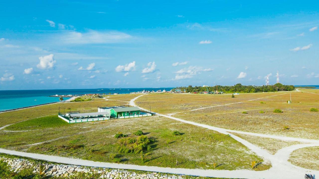 Orimas Retreat Hotel Thulusdhoo Ngoại thất bức ảnh