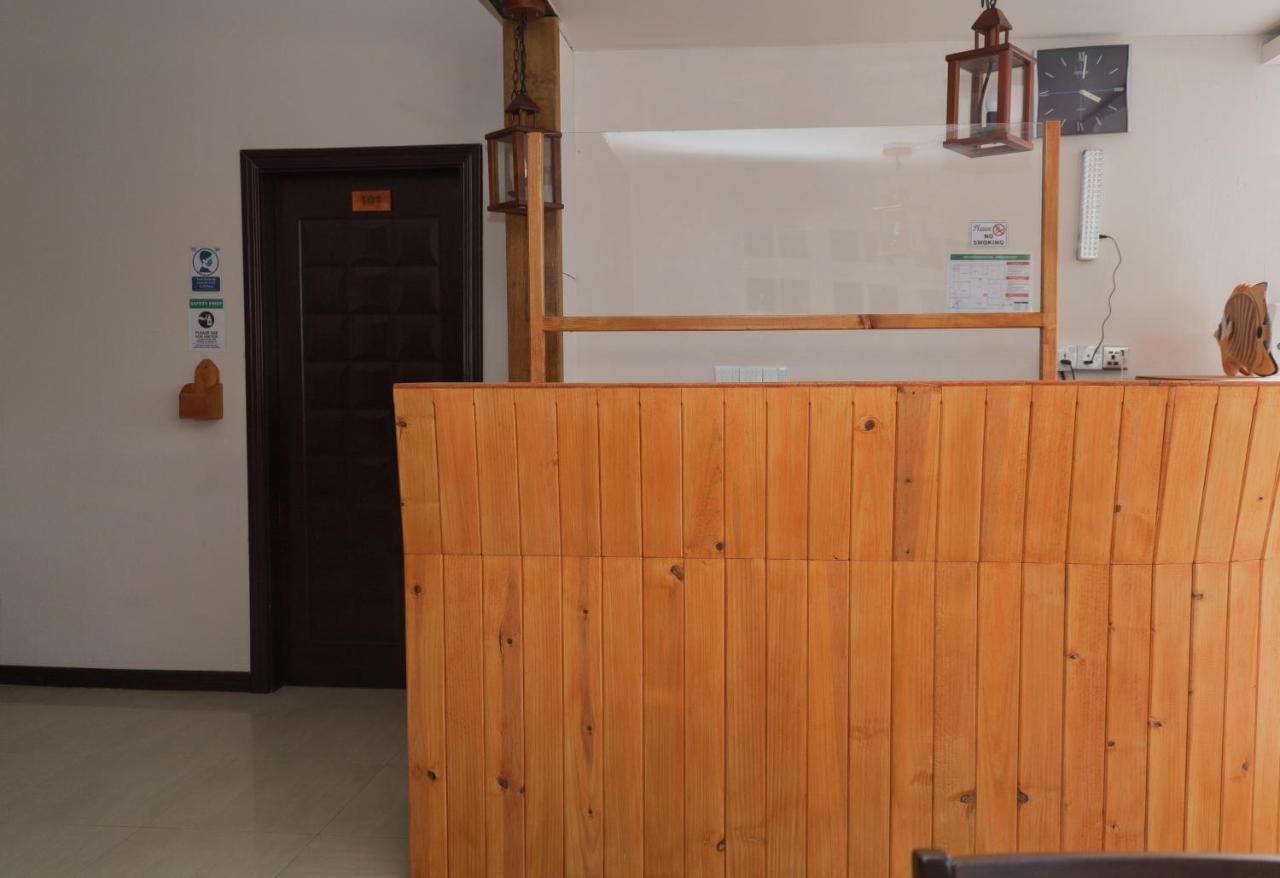 Orimas Retreat Hotel Thulusdhoo Ngoại thất bức ảnh