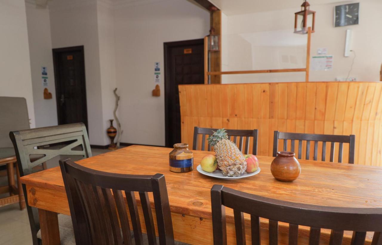 Orimas Retreat Hotel Thulusdhoo Ngoại thất bức ảnh