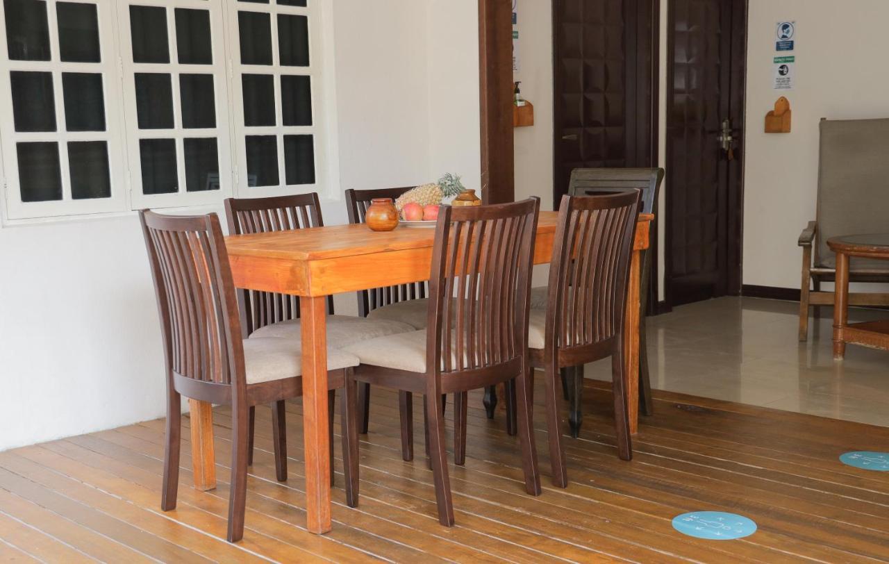 Orimas Retreat Hotel Thulusdhoo Ngoại thất bức ảnh
