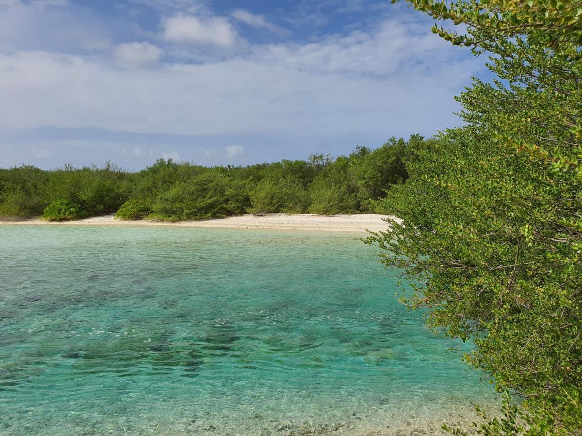 Orimas Retreat Hotel Thulusdhoo Ngoại thất bức ảnh