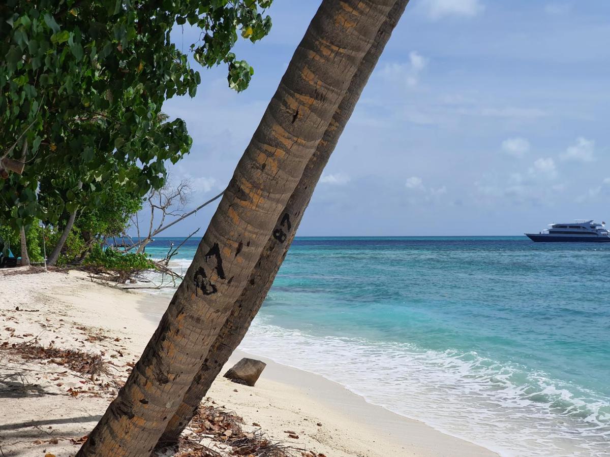 Orimas Retreat Hotel Thulusdhoo Ngoại thất bức ảnh
